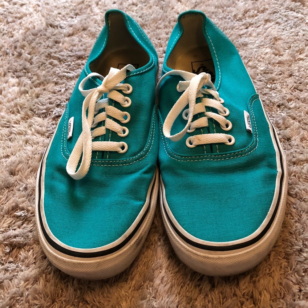 Vans aquamarine low top lace up sneakers